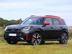 14 अक्टूबर को Mini Countryman John Cooper Works लॉन्च, बुकिंग दो दिन पहले शुरू