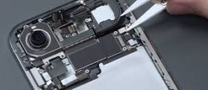 iPhone Air Teardown नया iPhone Air कितना पतला है? टियरडाउन वीडियो में सामने आई बैटरी, डिस्प्ले और मदरबोर्ड की असली झलक