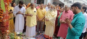 जैतू साव मठ में आंवला नवमी पर भक्तों की उमड़ी भीड़, महंत रामसुंदर दास और पूर्व मंत्री सतनारायण शर्मा ने की पूजा अर्चना