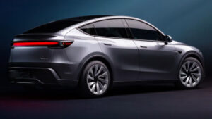 इलेक्ट्रिक गाड़ियों में मचाई हलचल: अब 661 KM की रेंज में दौड़ेगी Tesla Model Y; बिना दाम बढ़ाए कंपनी ने दिया बड़ा तोहफा