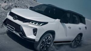 टोयोटा ने लॉन्च की नई ‘Fortuner Leader Edition’ SUV – लग्जरी लुक, पावरफुल फीचर्स और धांसू सेफ्टी पैकेज के साथ बाजार में धमाका