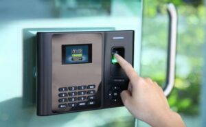 Chhattisgarh Biometric System : आधार ले हाजिरी, अब 1 दिसंबर ले मंत्रालय म बायोमेट्रिक सिस्टम होही जरूरी…….