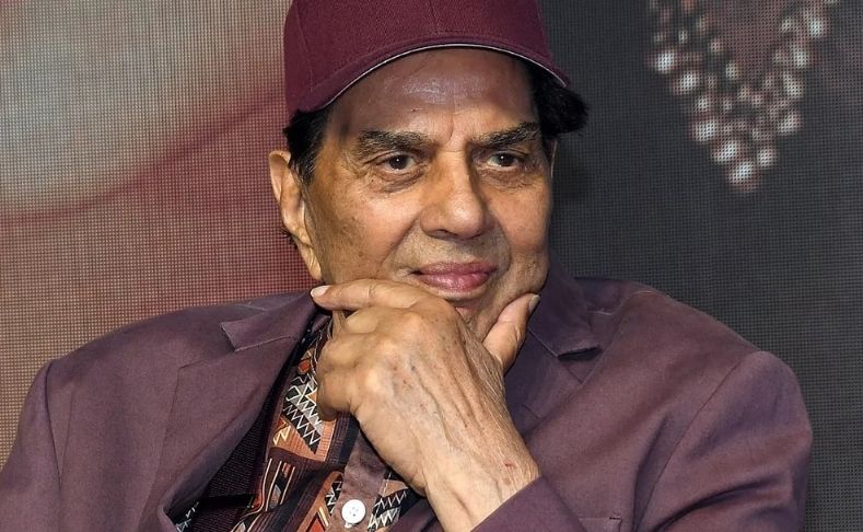 Dharmendra Passes Away