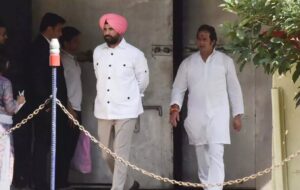 CG NEWS: जेल मं चैतन्य बघेल ले मिले पंजाब कांग्रेस नेता, भाजपा नेता आलोक पाण्डेय के बयान ले बवाल