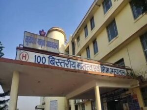 टीका लगते समे बिगड़े  हालत, 14 दिन के बच्‍चा के अस्पताल म मौत”