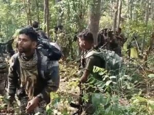 पुलिस फोर्स ला मिलिसे भारी सफलता: नेशनल पार्क के जंगल मं भयंकर मुठभेड़, मद्देड़ एरिया कमेटी के इंचार्ज समेत 6 नक्सली मन ढेर