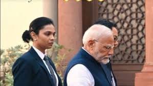 संसद मा पीएम मोदी ऊपर हमला के साजिश, कांग्रेस ह महिला सांसद मन ला बनाइस ढाल : लोकसभा सचिवालय