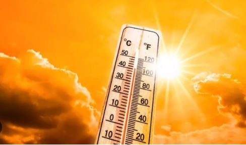 छत्तीसगढ़ में कहीं घाम के कहर, त कहीं झड़ी ले राहत… रायपुर में आज 45 डिग्री के गर्मी करही हलाकान!