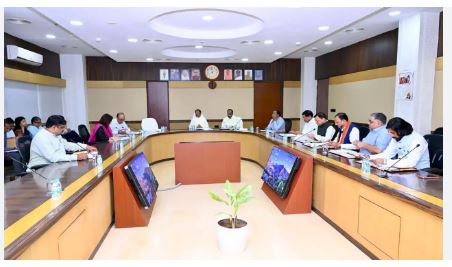 साय कैबिनेट के बड़े फैसला: अब घर-घर पाइप ले पहुंचही सस्ता गैस, 3 IPS अफसर मन के डिमोशन घलो निरस्त