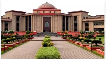 हाईकोर्ट के फैसला, कलेक्टर मन ल CEO बदले के अधिकार नइ हे, शुभा मिश्रा फिर ले बहाल