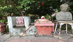 लइका मन के पार्क ले करोड़ों के कॉलोनी तक…राजा लालबहादुर के मूरति हटाइन, अउ 22 टुकड़ा मा बेंच दिन मेंटेनेंस खसरा के जमीन