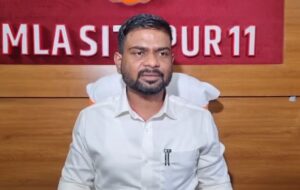 सीतापुर विधायक बोलिस- में खुद गिरफ्तारी देहु, हड़ताल करे या काम छोड़े के कोनो जरूरत नई हे