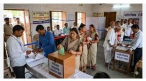 छत्तीसगढ़ निकाय-पंचायत चुनाव: 1300 ले जादा पद बर वोटिंग सुरू, सहसपुर लोहारा अउ शिवनंदनपुर में कांटा के टक्कर