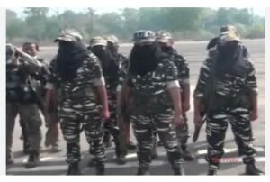 बस्तर फाइटर्स भर्ती: सुरक्षा के नवा बस्तर मॉडल, का फेर सलवा जुडूम जइसन कानूनी जाल बुनत हे गृह विभाग?