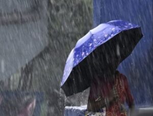 पानी ले बेहाल छत्तीसगढ़ : पुल ढहीस, अस्पताल-स्टेशन म बाढ़, 24 घंटा बर अउ जारी हे अलर्ट