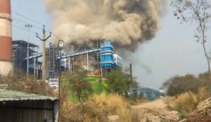 वेदांता प्लांट हादसा ऊपर सदन में घिरीस सरकार, विपक्ष ह पूछिस- का दवाब बनाय बर अनिल अग्रवाल के खिलाफ दर्ज करे हव एफआईआर?
