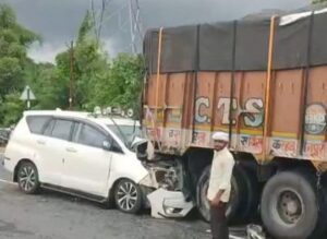 झांसी-ललितपुर हाईवे म दुर्घटना, छत्तीसगढ़ भाजपा प्रदेश अध्यक्ष किरण देव घायल