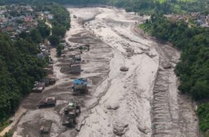 नेपाल मं बाढ़ ले भारी तबाही, 133 भारतीय लापता, छत्तीसगढ़ सरकार जारी करिस हेल्पलाइन नंबर