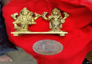 अकलतरा खुदाई म मिलिस मूर्ति अउ ब्रिटिश जमाना के सिक्का, बंटवारा के बात म बैगा अउ जमीन मालिक के बीच विवाद