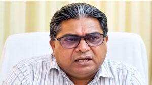महिला CHO ला छूना पड़िस भारी, बेमेतरा CMHO निलंबित; जगदलपुर बनिस नया ठिकाना
