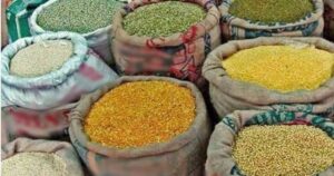 तिहार के सीजन म दाल-चांउर के भाव बढ़गे, 20 दिन म अरहर 30 रुपिया तक महंगा