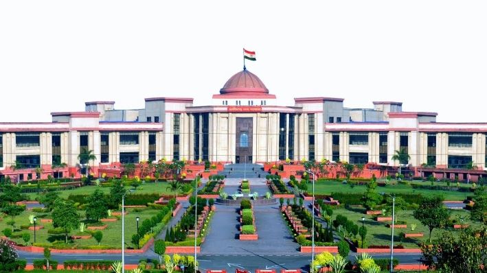 SI प्रमोशन मं हाईकोर्ट के फैसला, जॉइनिंग तारीख नइ बल्कि नियुक्ति साल ले गिनही 8 साल के सेवा